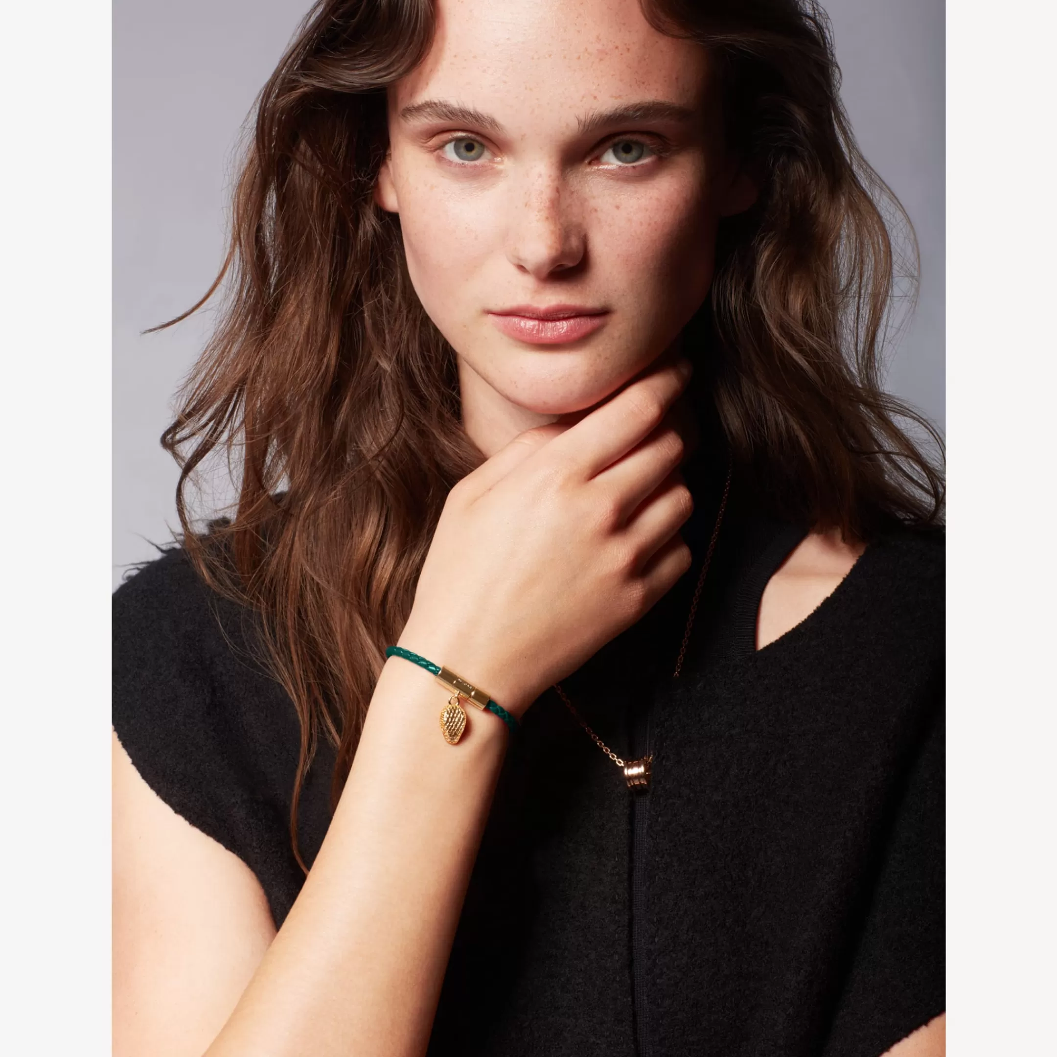 BVLGARI Serpenti Forever Lederarmband Grun New
