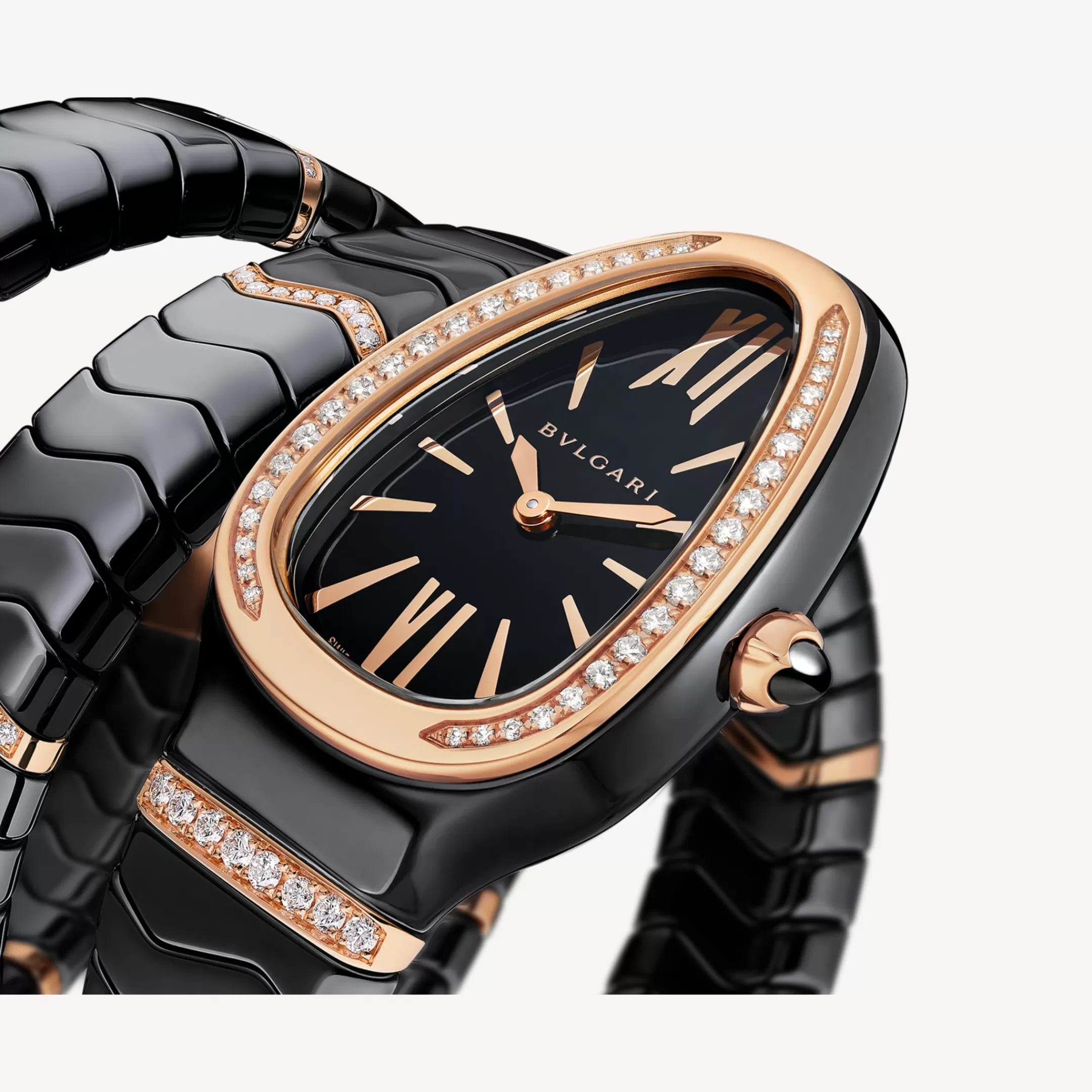 BVLGARI Serpenti Spiga Uhr Schwarz Hot